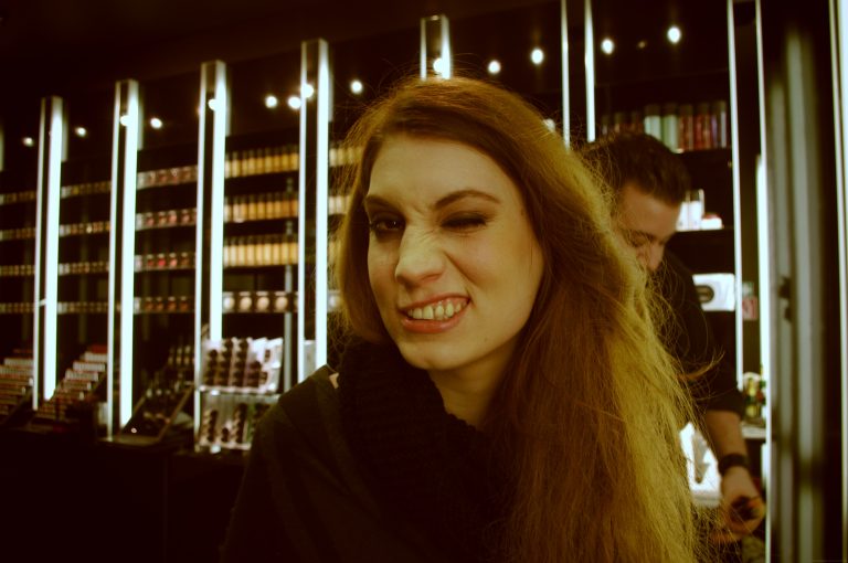 Mein Gesicht und Mac Cosmetics.